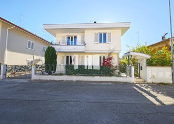 Foto 2 - Villa Via Michetti
 
17, Giulianova - foto 2