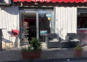 Edificio all\'aperto - Commercial Premises Salerno - photo 9