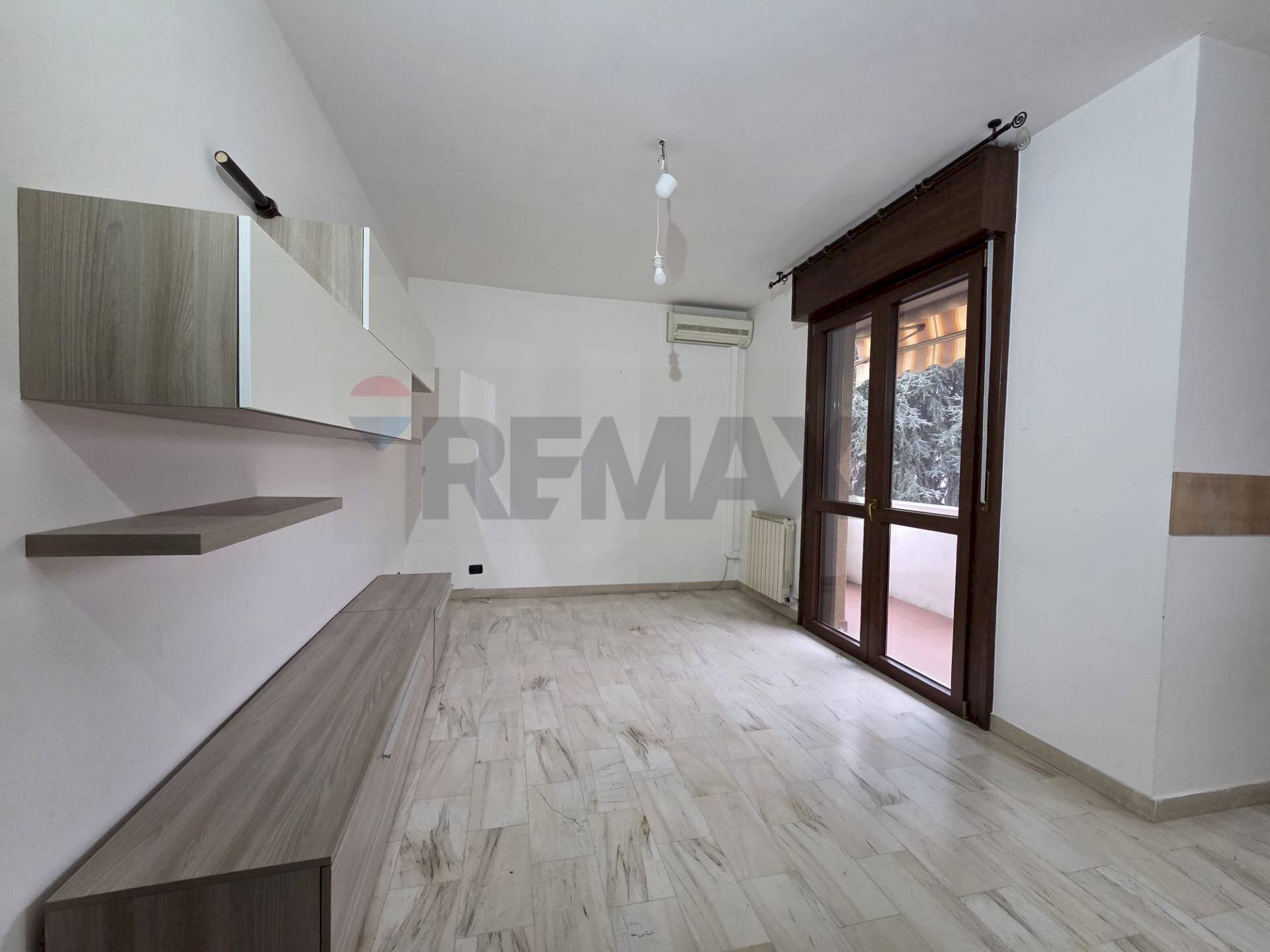 Stanza vuota - Two-room apartment Via Monte Nero
 
21, Gallarate - photo 3