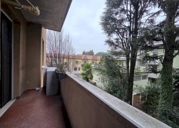 Balcone - Bilocale Via Monte Nero
 
21, Gallarate - foto 10