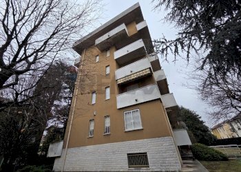 Edificio all\'aperto - Bilocale Via Monte Nero
 
21, Gallarate - foto 20