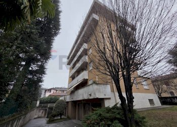 Edificio all\'aperto - Bilocale Via Monte Nero
 
21, Gallarate - foto 23