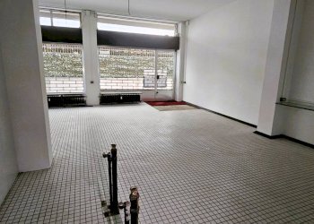 Foto 15 - Negozio Passaggio Pierantonio Cividini
 
7, Bergamo - foto 15