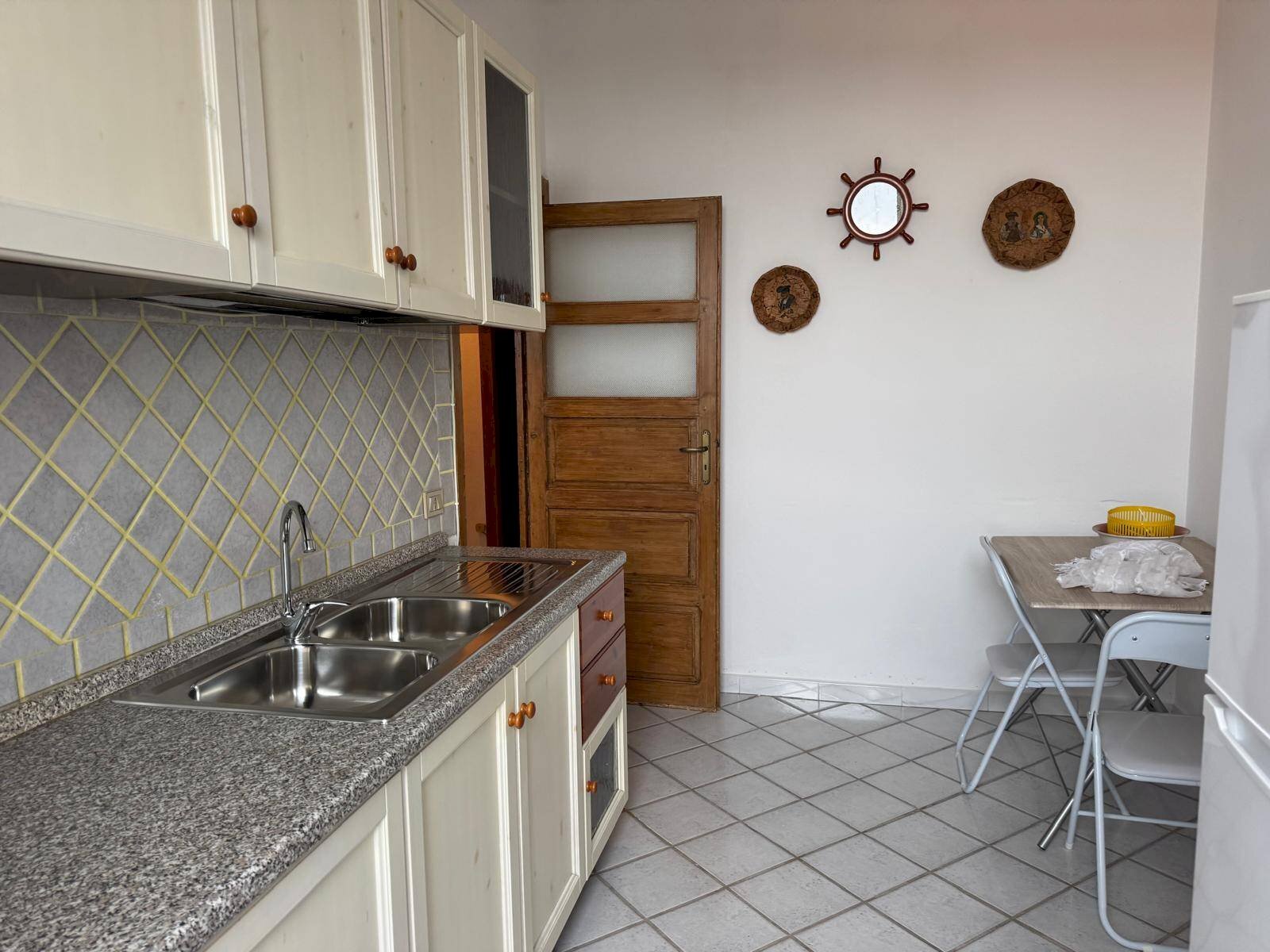 Foto 3 - Trilocale REGINA ELENA
 
0, Luogosanto - foto 3