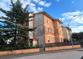 Edificio all\'aperto - Appartamento via Campanelli, Oristano - foto 2