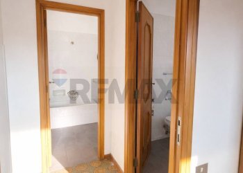 Hall / corridoio - Appartamento via Campanelli, Oristano - foto 20