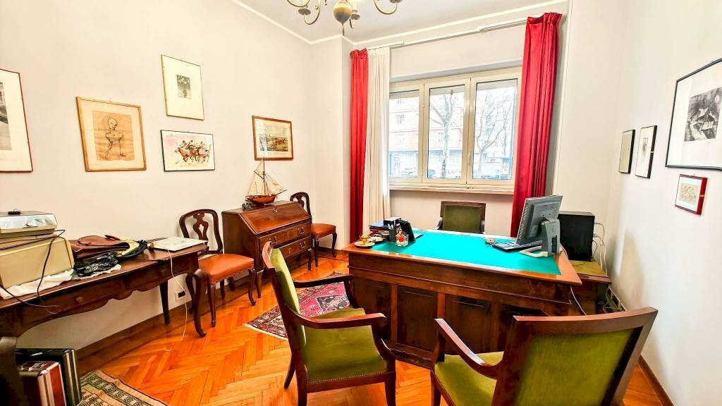 Studio - Trilocale corso Galileo Ferraris, 160, Torino (zona Crocetta) - foto 3