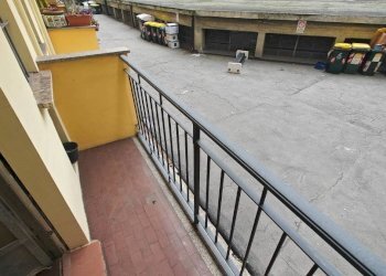 Balcone - Trilocale corso Galileo Ferraris, 160, Torino (zona Crocetta) - foto 10