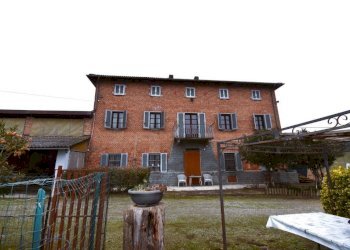 Facciata - Rustic via Giovanni Sodano, Isola d'Asti - photo 14