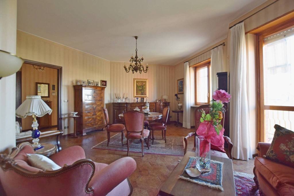 Salone - Appartamento via Alessandro Manzoni, 14/b, Mondovì - foto 3