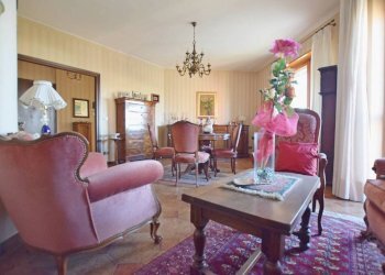 Salone - Appartamento via Alessandro Manzoni, 14/b, Mondovì - foto 4