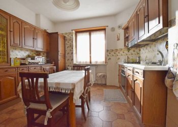 Cucina - Appartamento via Alessandro Manzoni, 14/b, Mondovì - foto 8
