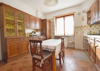 Cucina - Appartamento via Alessandro Manzoni, 14/b, Mondovì - foto 9