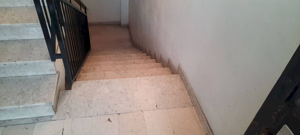 Scala - Shop corso Benedetto Croce, 38/4, Torino (neighborhood Lingotto) - photo 2