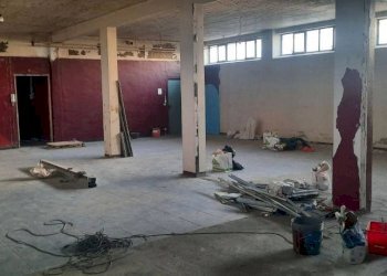 Magazzino - Shop corso Benedetto Croce, 38/4, Torino (neighborhood Lingotto) - photo 8