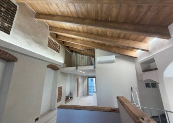 Interno palazzo - Casa indipendente via Giovan Battista Vico, Mondovì - foto 2