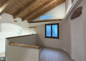 Stanza non arredata - Casa indipendente via Giovan Battista Vico, Mondovì - foto 3