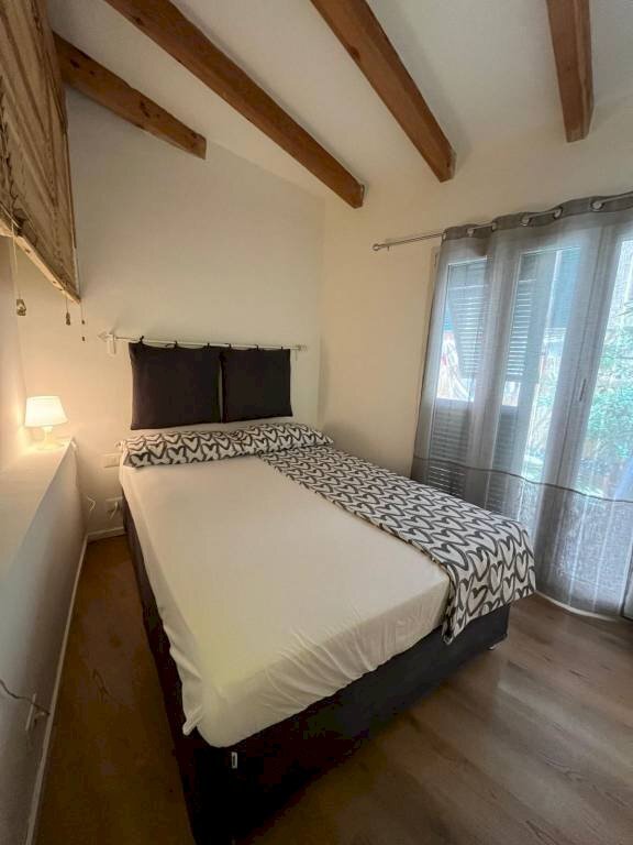 Camera da letto - Bilocale via Goito, Genova (zona Castelletto) - foto 3