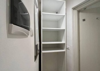 Corridoio - Bilocale via Goito, Genova (zona Castelletto) - foto 6