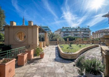 Interno palazzo - Appartamento via Corsica, Genova (zona Carignano) - foto 11