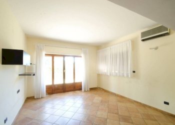 Soggiorno - Appartamento via Siena, Genova (zona Albaro) - foto 10