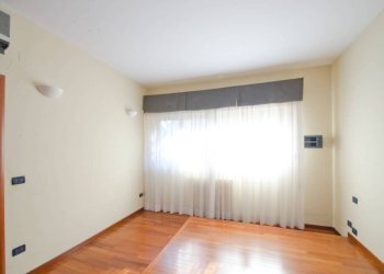 Camera da letto - Appartamento via Siena, Genova (zona Albaro) - foto 13