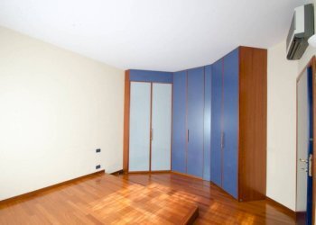 Camera da letto - Appartamento via Siena, Genova (zona Albaro) - foto 14