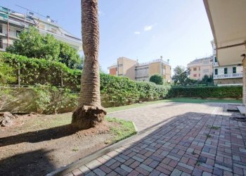 Giardino - Appartamento via Siena, Genova (zona Albaro) - foto 6