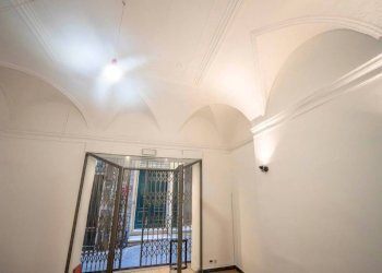 Ingresso - Shop vico della Casana, Genova - photo 4