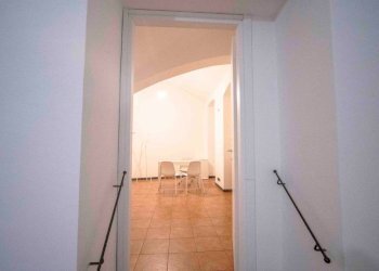 Disimpegno - Shop vico della Casana, Genova - photo 13