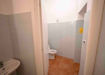 Bagno - Shop vico della Casana, Genova - photo 19