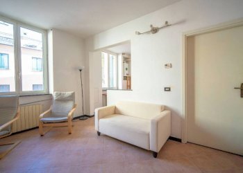 Soggiorno - Attico via Antonio Gramsci, Genova (zona Centro Storico) - foto 3