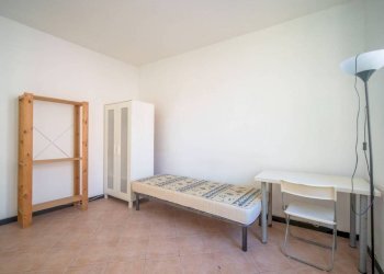 Camera da letto - Attico via Antonio Gramsci, Genova (zona Centro Storico) - foto 9