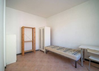 Camera da letto - Attico via Antonio Gramsci, Genova (zona Centro Storico) - foto 10