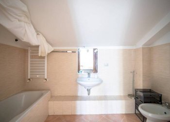 Bagno - Attico via Antonio Gramsci, Genova (zona Centro Storico) - foto 23