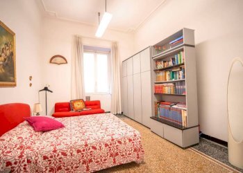 Camera da letto - Appartamento via Domenico Fiasella, Genova - foto 22