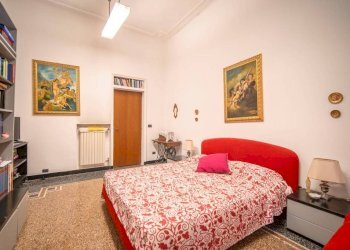 Camera da letto - Appartamento via Domenico Fiasella, Genova - foto 23
