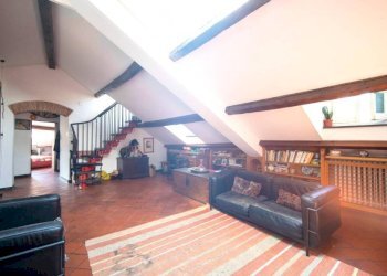 Soggiorno - Attico via San Vincenzo, Genova (zona Centro) - foto 2