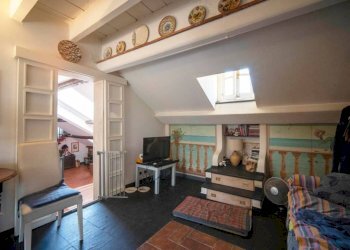 Camera da letto - Attico via San Vincenzo, Genova (zona Centro) - foto 11