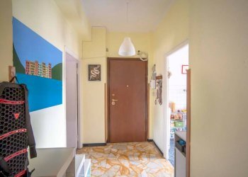 Ingresso - Appartamento via Giovanni Amarena, 14A, Genova (zona Marassi) - foto 4