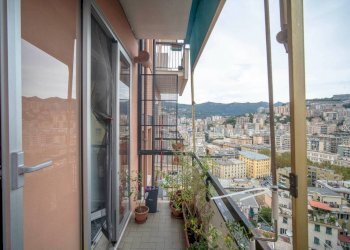 Balcone - Appartamento via Giovanni Amarena, 14A, Genova (zona Marassi) - foto 10