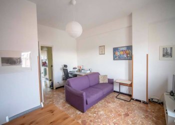 Soggiorno - Appartamento via Giovanni Amarena, 14A, Genova (zona Marassi) - foto 14