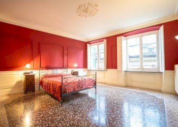 Camera da letto - Appartamento via Luccoli, Genova - foto 12