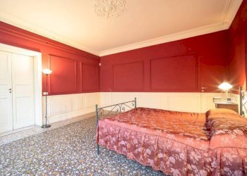 Camera da letto - Appartamento via Luccoli, Genova - foto 14