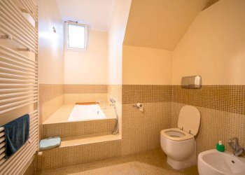 Bagno - Appartamento via Luccoli, Genova - foto 16