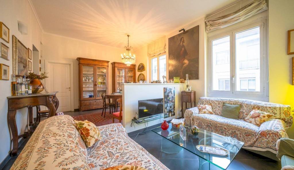 Salone - Apartment via alla Porta degli Archi, Genova (neighborhood Carignano) - photo 2