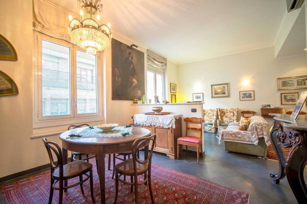 Salone - Apartment via alla Porta degli Archi, Genova (neighborhood Carignano) - photo 3