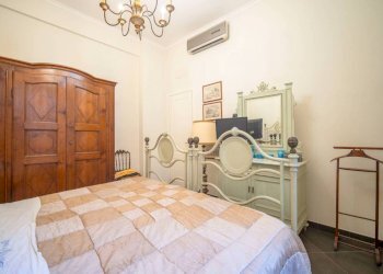 Camera da letto - Appartamento via alla Porta degli Archi, Genova (zona Carignano) - foto 17