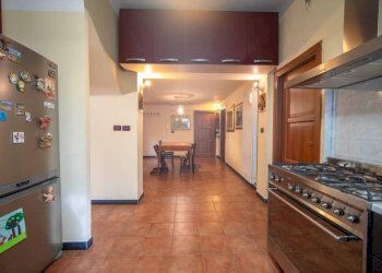 Cucina - Appartamento via San Lorenzo, Genova (zona Centro Storico) - foto 7