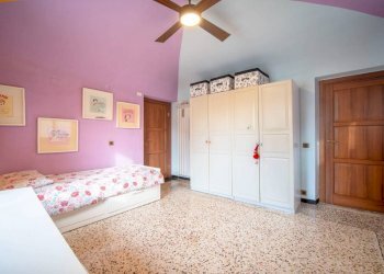 Camera da letto - Appartamento via San Lorenzo, Genova (zona Centro Storico) - foto 10